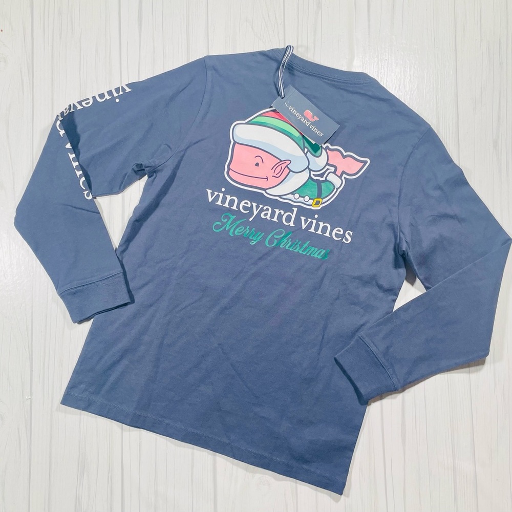 Vineyard Vines NWT crewneck